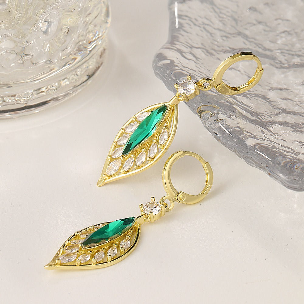 ARETES DE CRISTAL EN FORMA DE HOJA